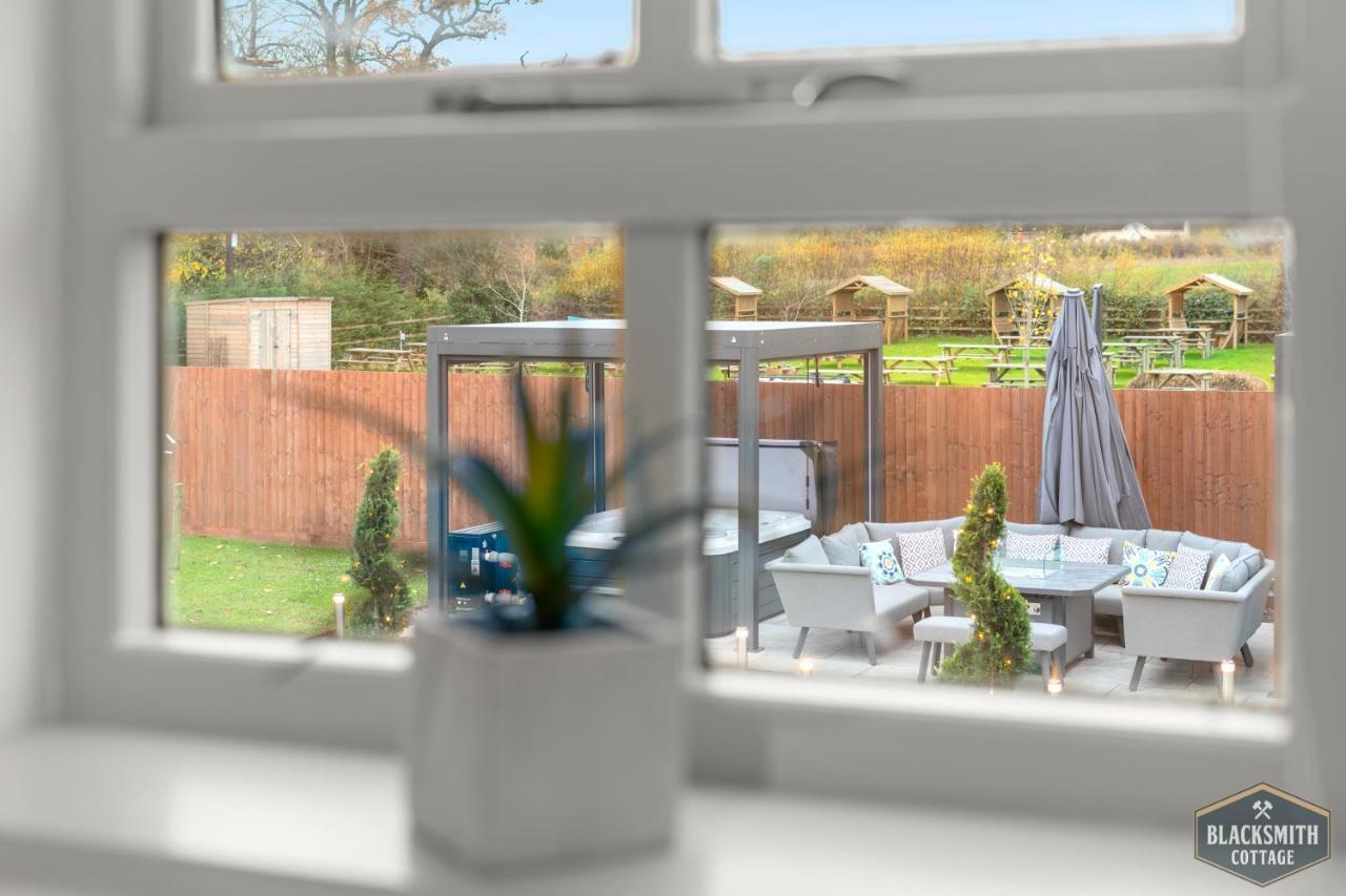 6Br Luxury Cottage, Hot Tubs, Hoar Cross, Staffordshire Newborough  Exteriör bild