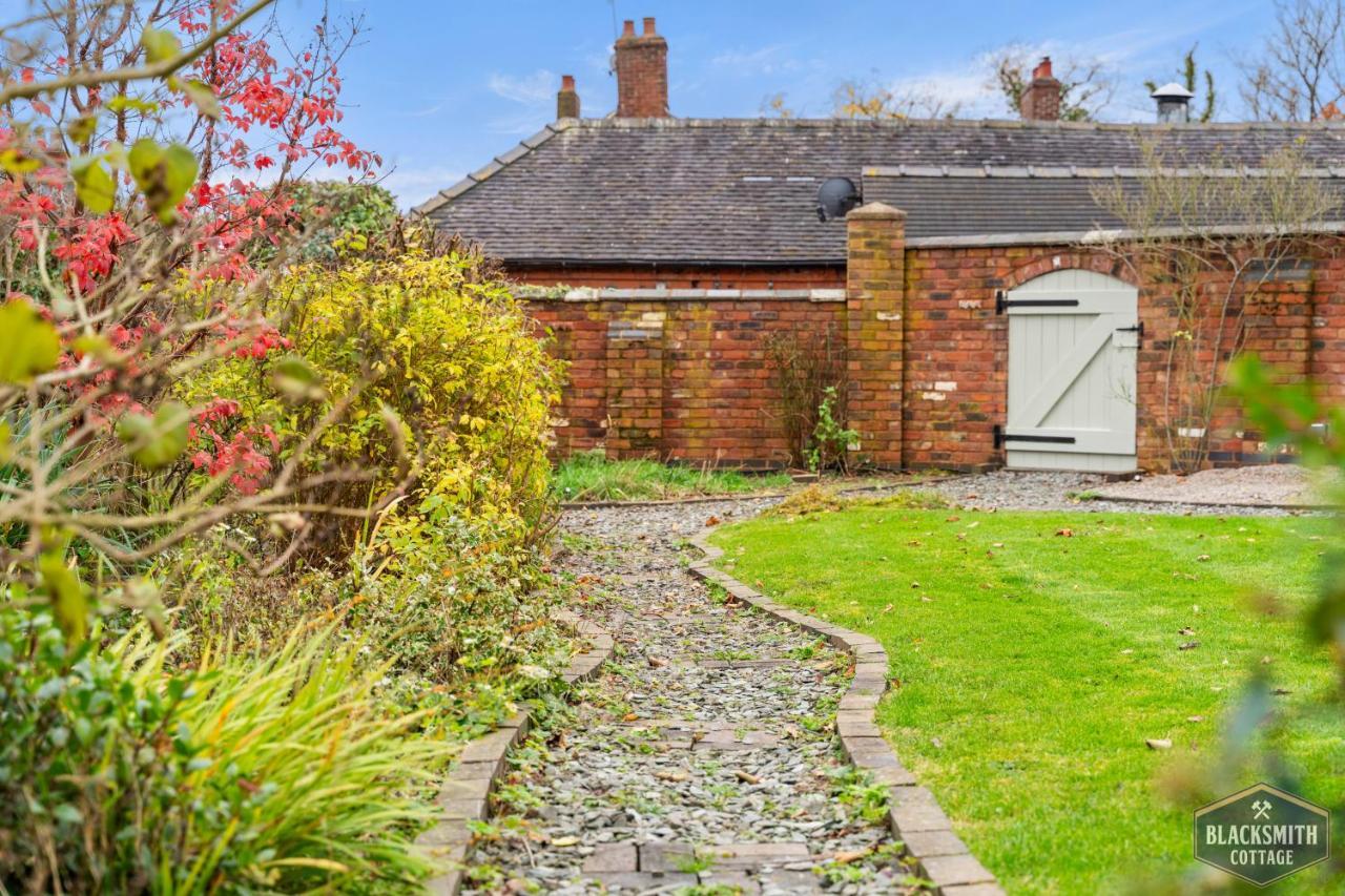 6Br Luxury Cottage, Hot Tubs, Hoar Cross, Staffordshire Newborough  Exteriör bild