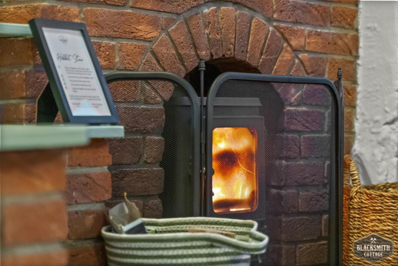 6Br Luxury Cottage, Hot Tubs, Hoar Cross, Staffordshire Newborough  Exteriör bild