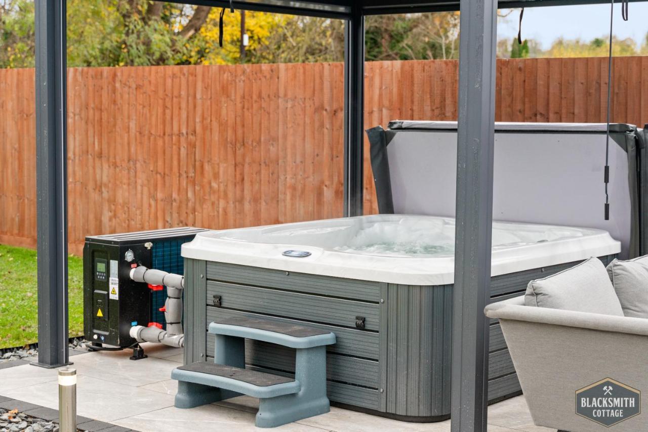 6Br Luxury Cottage, Hot Tubs, Hoar Cross, Staffordshire Newborough  Exteriör bild